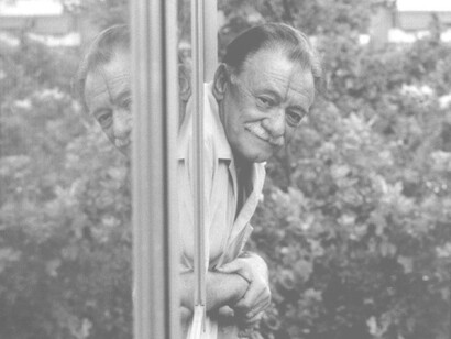 Mario Benedetti, escritor, poeta, dramaturgo y periodista uruguayo, integrante de la Generación del 45