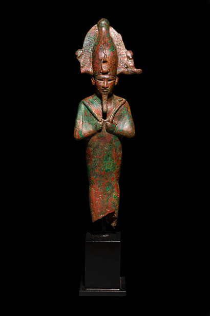 Osiris, dios inventor de la agricultura y la religión