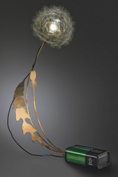 Dandelight by Studio Drift