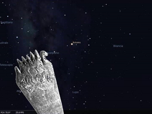 La piastra astronomica degli Struzzi. Di particolare importanza le tracce d’usura lineari orientate, rinvenibili sulla superficie del manufatto