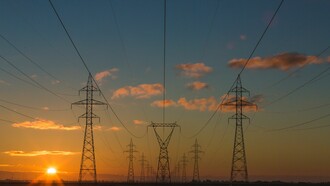 La producción de energía eléctrica a partir de combustibles fósiles en plantas generadoras térmicas o centrales termoeléctricas peca de ineficiente