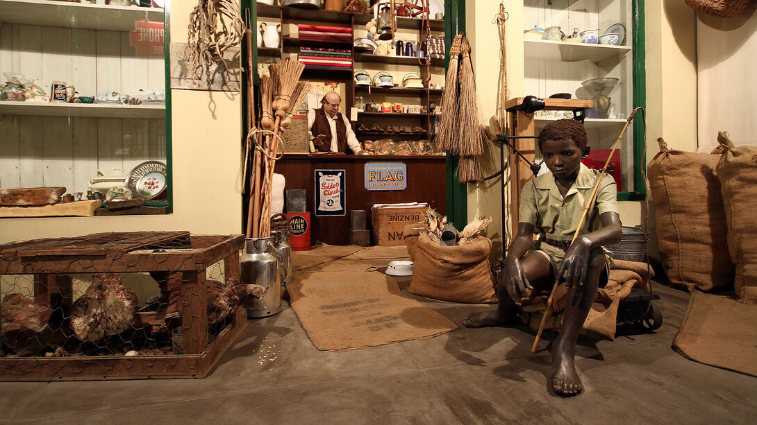 Historical street scene, exhibition view. Courtesy of National Museum Bloemfontein