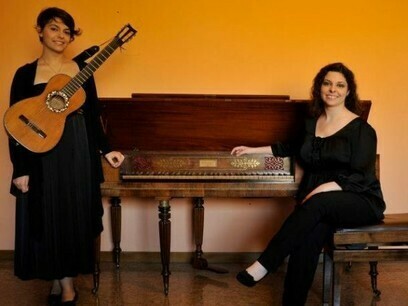 The Savigni Duo at fortepiano