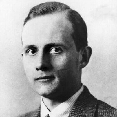 Ernst vom Rath (1909-1938): su asesinato sirvió de pretexto al régimen nazi alemán para la realización de la Noche de los cristales rotos