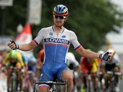 Peter Sagan se impone en la línea de meta