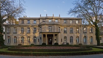 Villa Marlier, conosciuta anche come la Villa della conferenza di Wannsee, è una storica residenza di Berlino in Germania