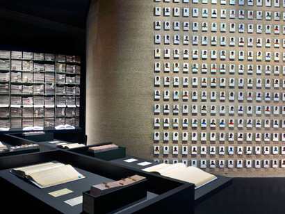 Restoring Family Links. Courtesy of Musée international de la Croix-Rouge et du Croissant-Rouge