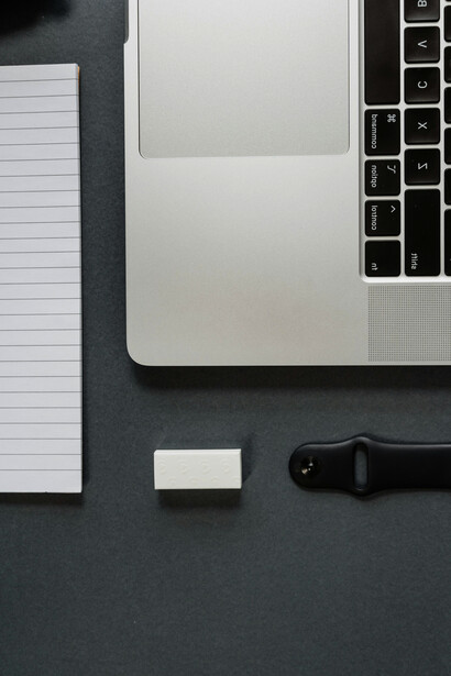 Una alta energía ética dentro del equipo se refleja en dinámicas de colaboración, sentido de propósito compartido y resiliencia frente al cambio, aumentando la eficiencia global del sistema