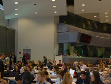 Traducir significa hacer comprensibles mensajes, situaciones, instrucciones, modalidades y sensaciones. Traduciendo el Foro Europeo 2016