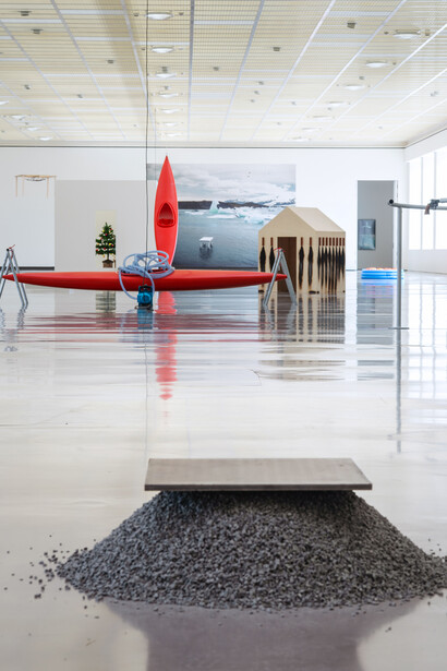 Roman Signer, Landschaft, ausstellungsansicht. Mit freundlicher genehmigung des Kunsthaus Zürich