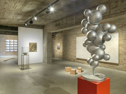 Three positions. Six directions, Exhibition view. Courtesy of König Galerie