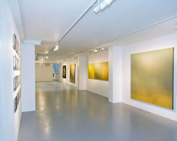 Form: Flow, Exhibition view. Courtesy of Amar Gallery 