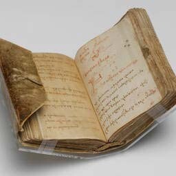 The Forster Codex, Leonardo da Vinci, late 15th to early 16th century, Italy. Museum no. F.141 (Forster). © Victoria and Albert Museum, London