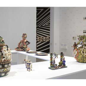 Vista de sala con obras de Ardmore Ceramic Art. Fotografía: Joaquín Cortès/Román Lores. Museo Nacional Centro de Arte Reina Sofía, 2014