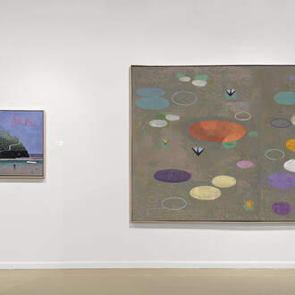 John Evans, Familiar Friends, 2023, installation view. Courtesy of the artist and Gallery Henoch, NYC