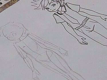 Curso de técnica de mangás. Geralmente os Mangás são publicados em revistas semanais ou mensais especializadas. Estas revistas costumam conter capítulos novos de várias histórias diferentes e os leitores as compram para acompanhar as novidades. No Japão existem várias revistas especializadas em publicar mangás como "Shonen Gangan", Big Comic Original e Weekly Shōnen Magazine, geralmente com centenas de páginas por edição, as maiores podem chegar até 600 páginas