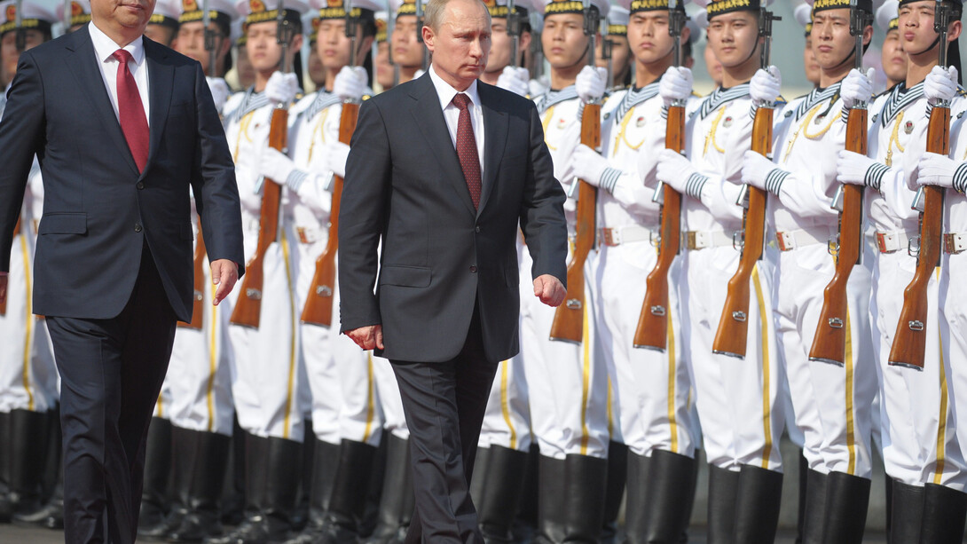 Vladimir Putin with Premier of Chinese State Council Li Keqiang