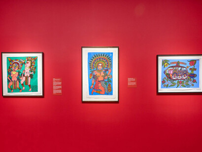 Contemporary painting in Papua New Guinea, exhibition view. Courtesy of De Young Museum