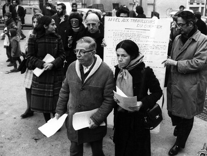 Jean Paul Sartre y Michel Foucault, entre otros intelectuales, en una protesta en contra el racismo en 1971. Foto: Roland Allard