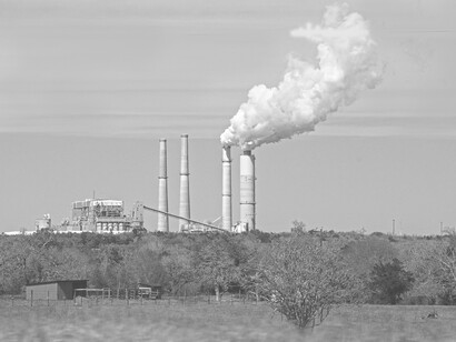 Fayette Power Project, a coal power plant near La Grange Texas (USA), outside of Austin, has been blamed for numerous pollution problems