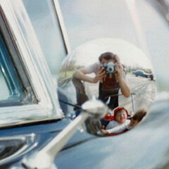 Vivian Maier, Chicago area, no date. © Estate of Vivian Maier, Courtesy of Maloof Collection and Howard Greenberg Gallery, NY.