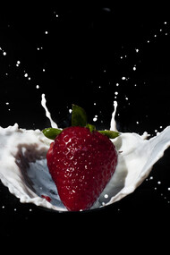 Ivo Vunk, Strawberry splash, 2012