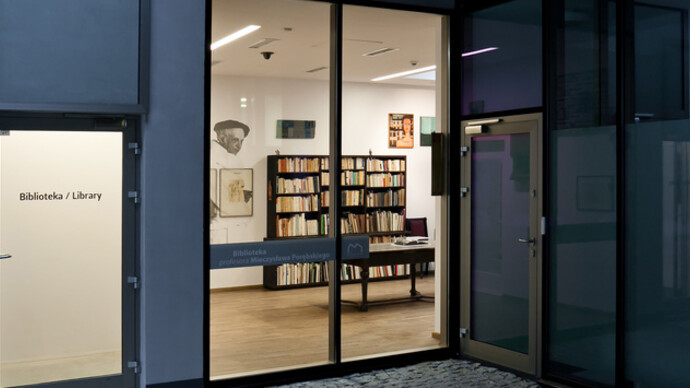 The Mieczysław Porębski Library. Courtesy of MOCAK