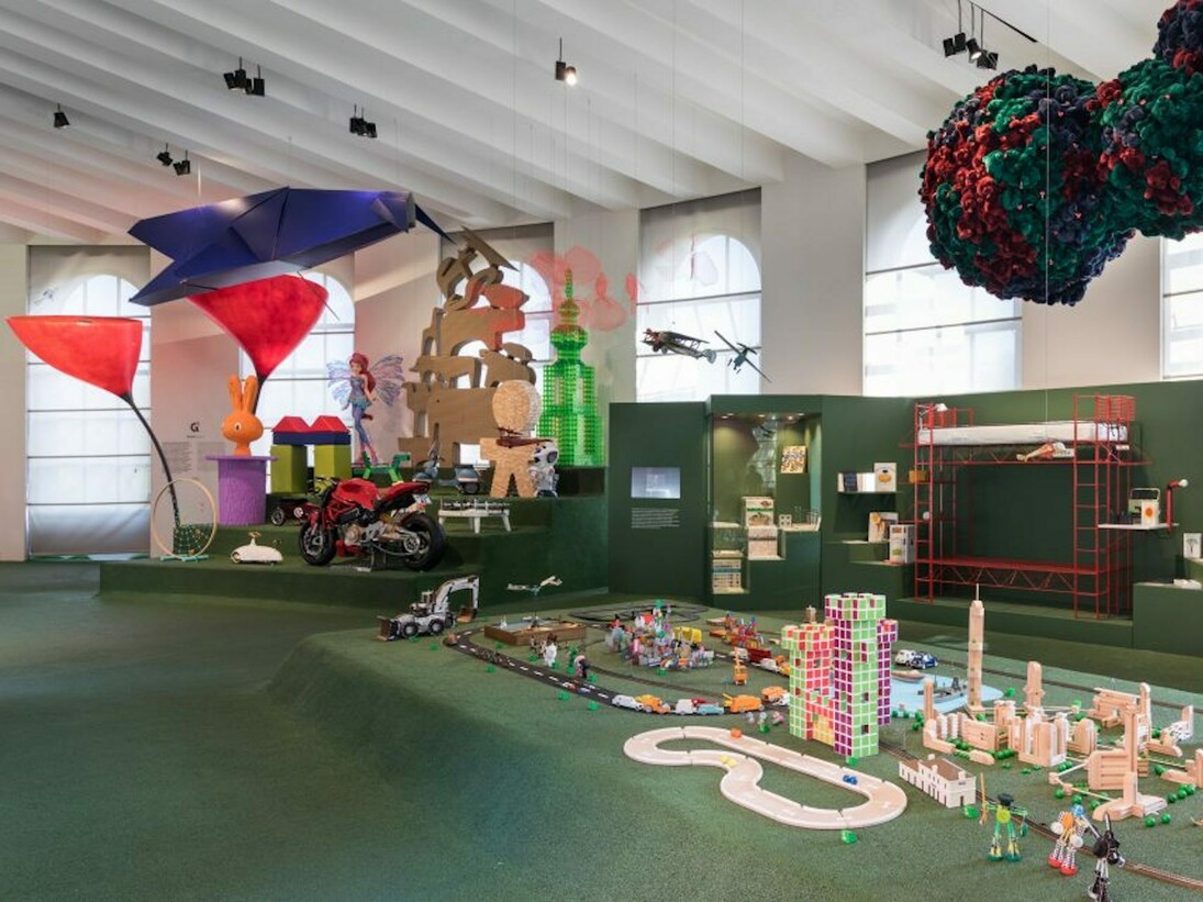 Giro Giro Tondo. Courtesy of Triennale di Milano