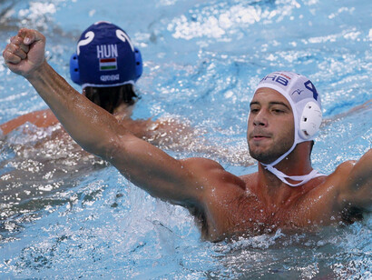 Udovičić during a waterpolo match