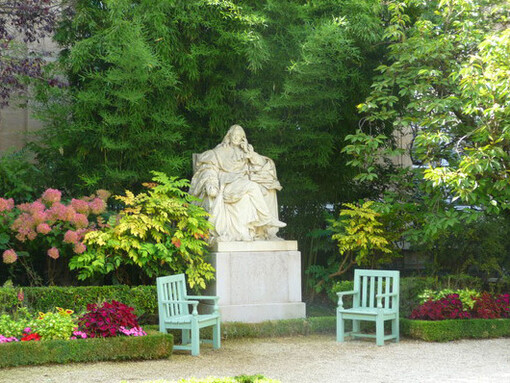 Parigi, giardino dell'Assemblea Nazionale, foto Simonetta Sandri