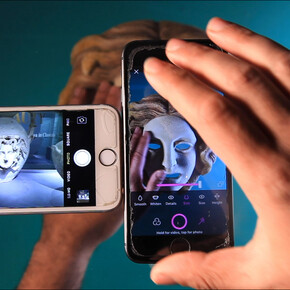 Yazan Khalili Medusa: Yabancı olma
Medusa: Don’t be a stranger, 2020 Video yerleştirme I Video installation 6’36’’ ve I and 4’44’’