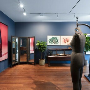 Portable Art, Exhibition view. Courtesy of Hauser & Wirth