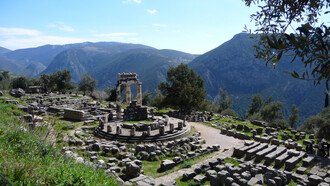 Oráculo de Apolo en Delfi