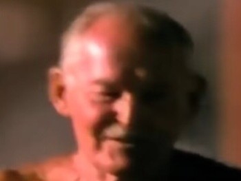 "Just Do It" non è solo uno slogan pubblicitario, ma un manifesto di vita che ha ispirato generazioni a inseguire i propri obiettivi senza esitazioni