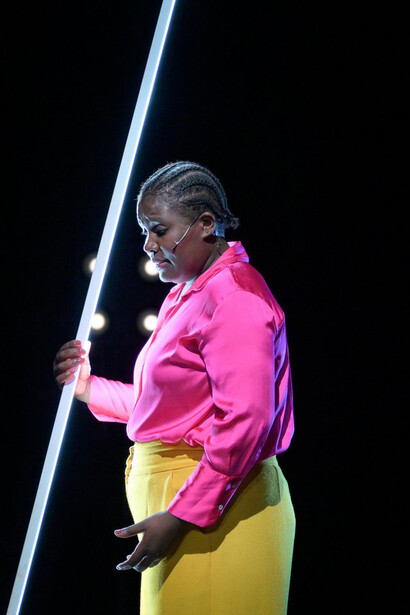 Prima facie. Courtesy of the Deutsches Theater