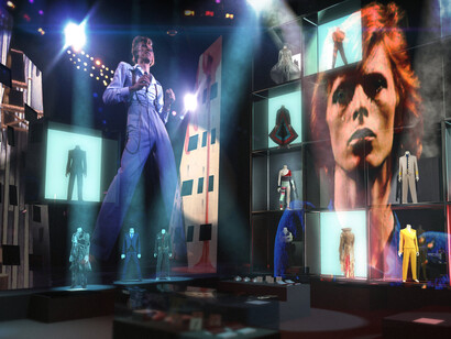 Una sala della mostra "David Bowie is"