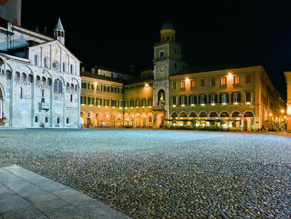 Piazza Grande at night