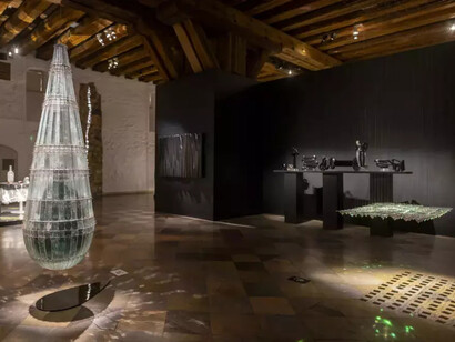 Various artists, Layers, exhibition view. Courtesy of Museum of Decorative Arts and Design 