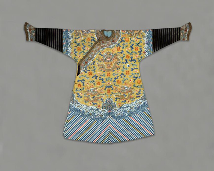 Texile Art & Fashion. Courtesy of Denver Art Museum 