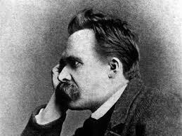 Nietzsche (1844-1900), quien dirá que sin la música la vida no tendría sentido, va a defender en una etapa inicial de su pensamiento una 'metafísica del artista'