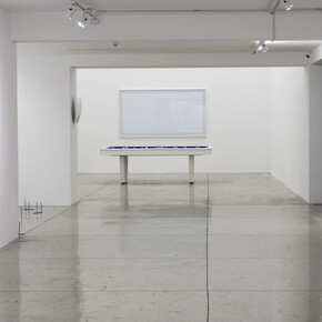 Marco Maggi, A sociedade subatômica, vista da exposição. Cortesia da Galeria Nara Roesler