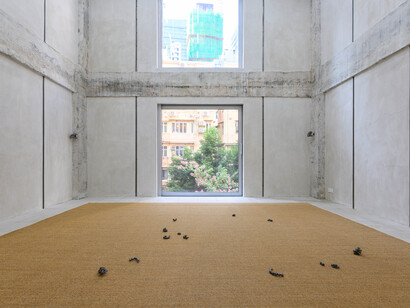 Various artists, Evaporates, exhibition view. Courtesy of Kiang Malingue Gallery