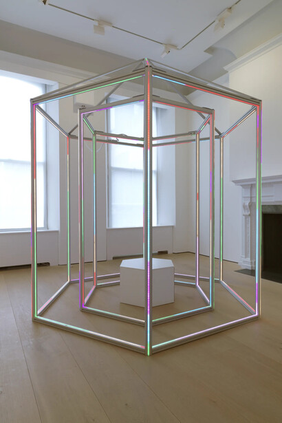 Yuko Shiraishi, Brief encounter - Gazebo, exhibition view. Courtesy of Annely Juda Fine Art