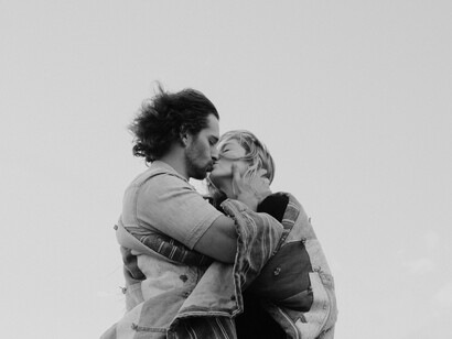 L'amore ha bisogno di essere accarezzato, toccato, respirato e non asfissiato