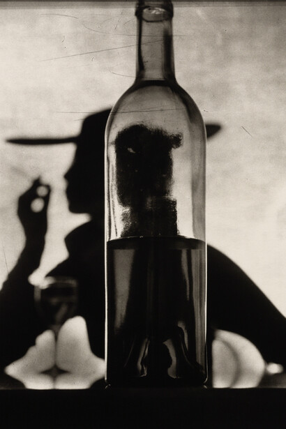 Irving Penn, Girl behind bottle, New York, 1949. © Irving Penn Foundation, Courtesy of Hamiltons Gallery