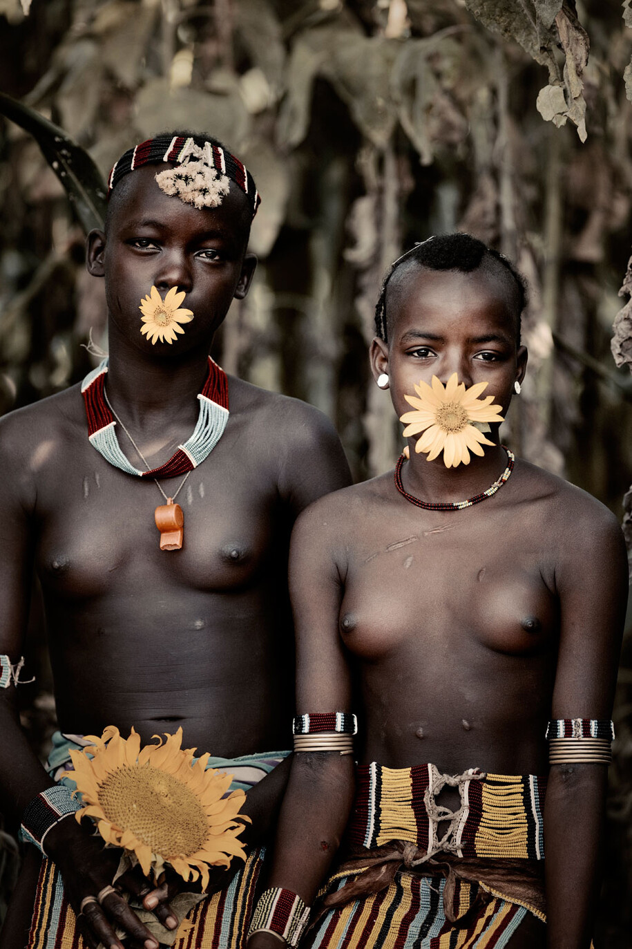 Jimmy Nelson, Barga & Hammarech, Bori Village, Southern Omo, Ethiopia, 2011 © Jimmy Nelson, courtsesy A.galerie