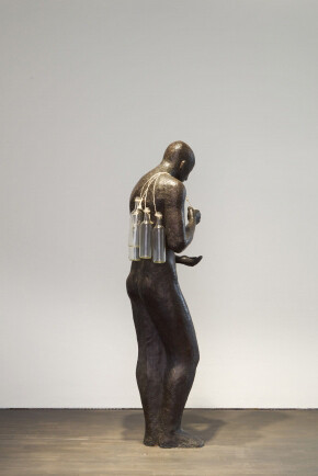 How beautiful it is and how easily it can be broken, Exhibition view. Courtesy of  S.M.A.K