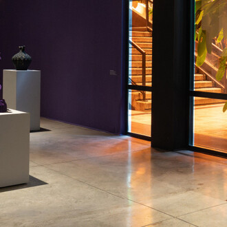 Asicaz Monzón-Aguirre, Envoltorios, exhibition view. Courtesy of La Cometa Gallery
