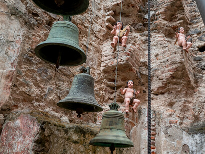 Interior decoration with bells and angels at the Hotel Casa Santo Domingo, Antigua, Guatemala. Photo Willy Castellanos