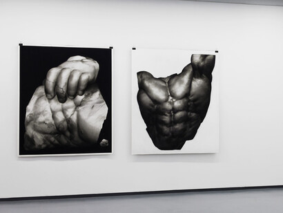 Krista Louise Smith and Elliot Purse, Parallels, exhibition view. Courtesy of Yusto/Giner